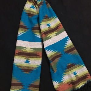 Womens Aztec Print Scarf Like New Excellent Condition Turquoise, Multi Print